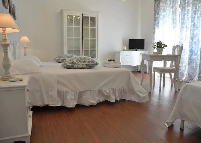 ベッド・アンド・ブレックファスト Le Stanze Di Rebecca 3*